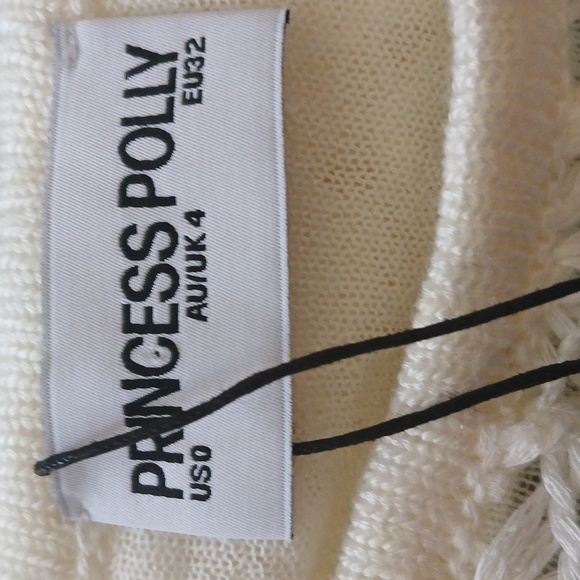 Princess Polly Nesty Knit Maxi Cream Long Sleeve, P2P 18" - Picture 4 of 6